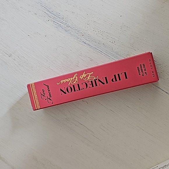 Too Faced Other - NIB Too Faced Lip Injection On Blast Lip gloss
